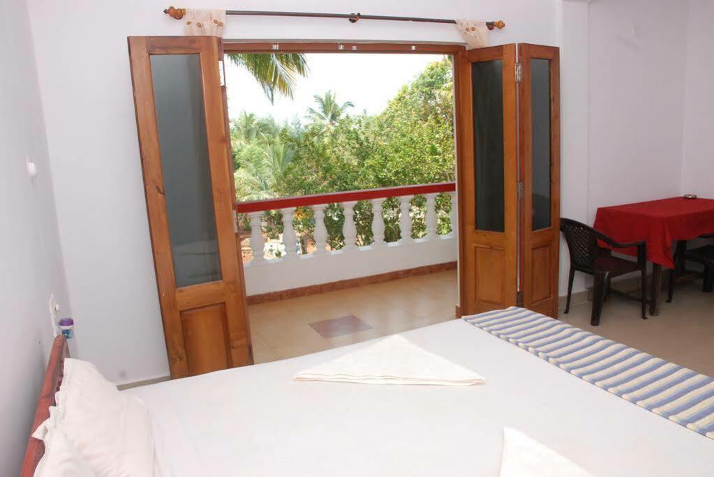 Shankarz By The Sea Mandrem Exterior photo